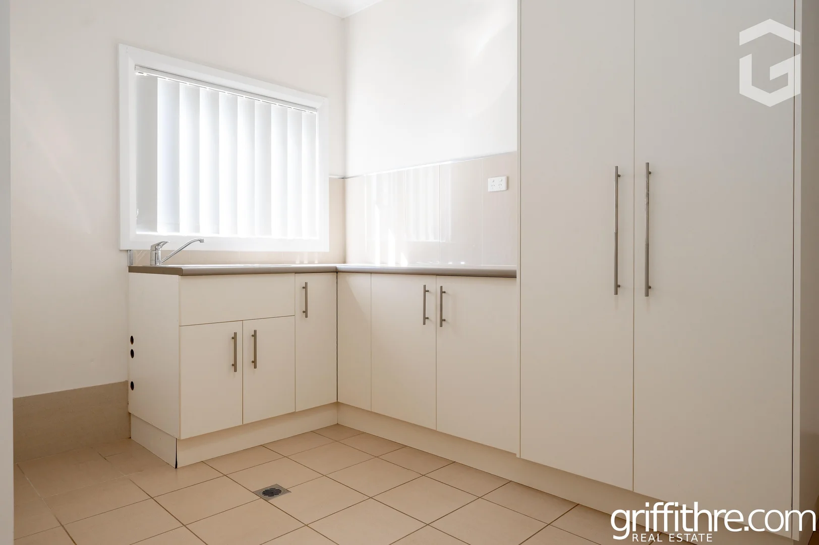 Additional image 11 of 2/23 Erskine Rd, Griffith NSW 2680