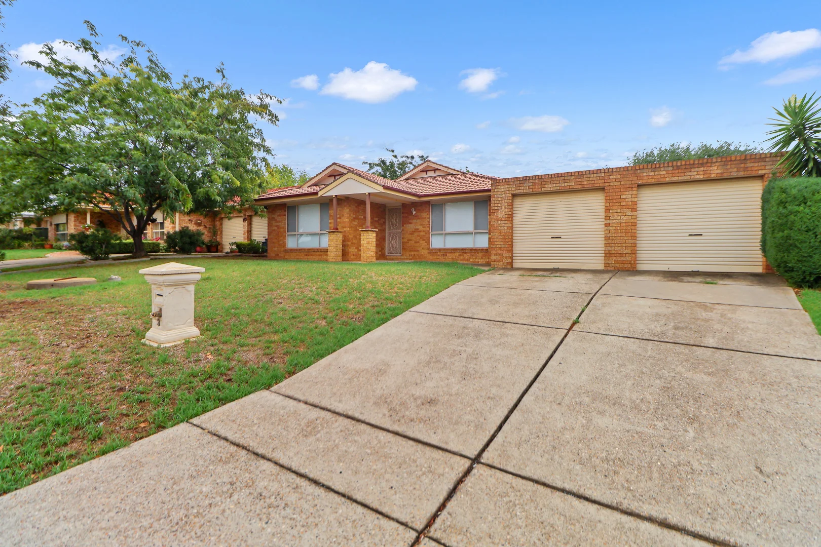 Additional image 2 of 3 Tikki Place, Glenfield Park NSW 2650