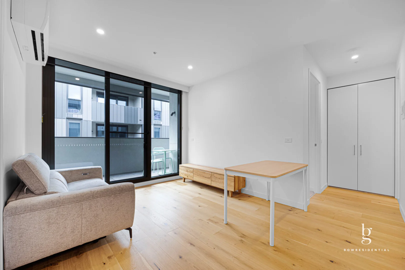 Additional image 4 of 608/51-59 Thistlethwaite Street, South Melbourne VIC 3205