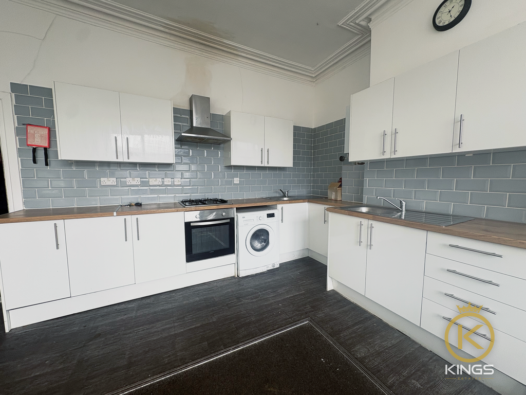 Additional image 10 of 6 bed flat to rentAlbert Road, Southsea PO5