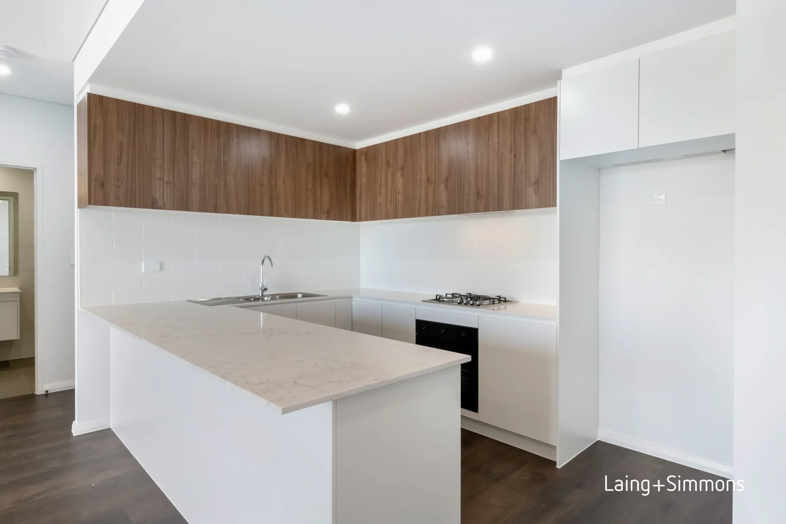 602/127 Great Western Highway, Mays Hill NSW 2145
