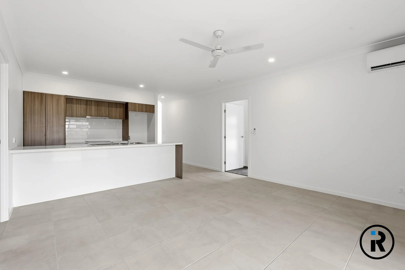 Additional image 9 of 1/11 Grace Close, White Rock QLD 4306
