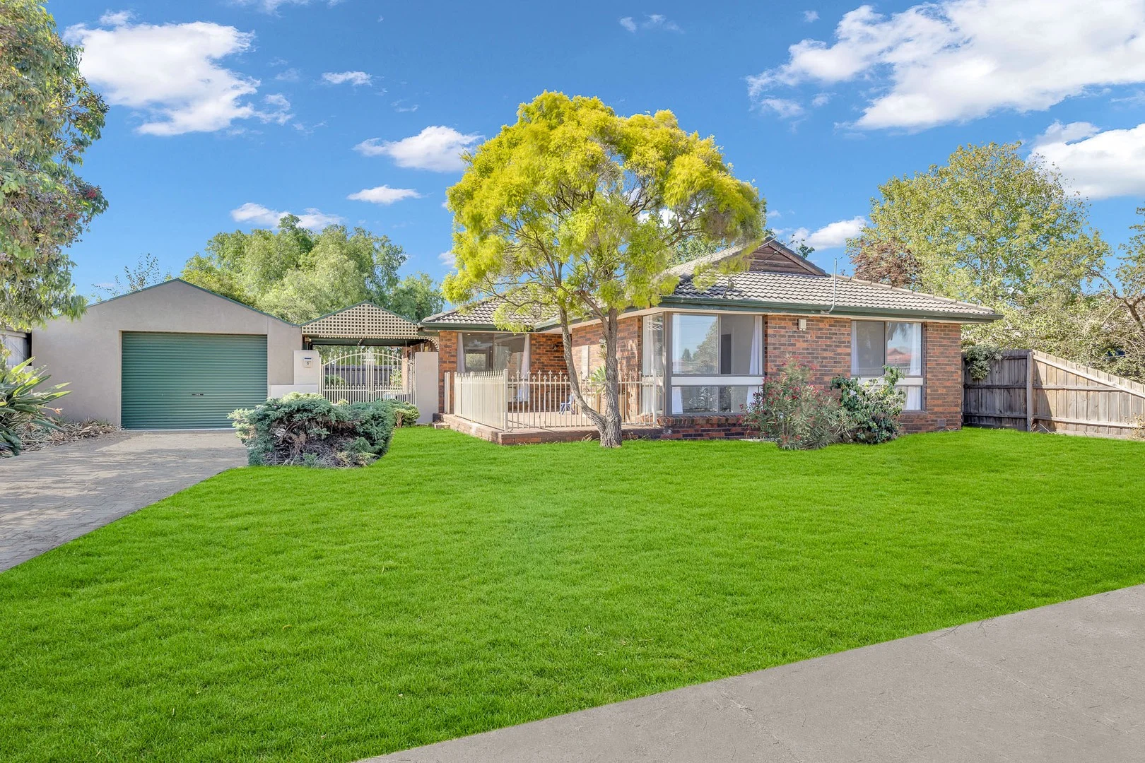 5 Kamil Street, Melton South VIC 3338