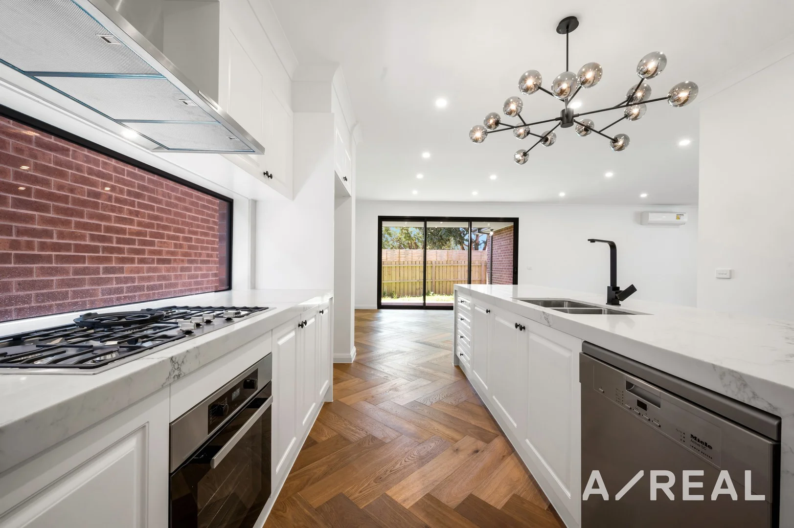 14 Juniper Avenue, Glen Waverley VIC 3150