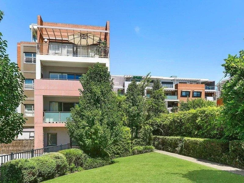 Large 3Bed/16 Cecil Street, Gordon NSW 2072