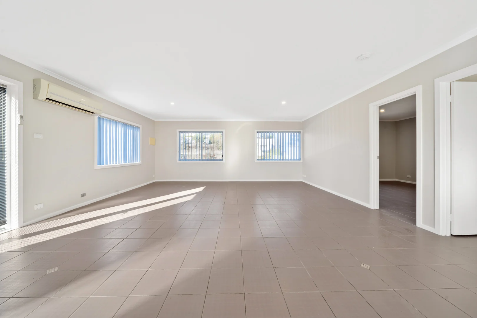 Additional image 4 of 3/10 Bayldon Road, Queanbeyan West NSW 2620