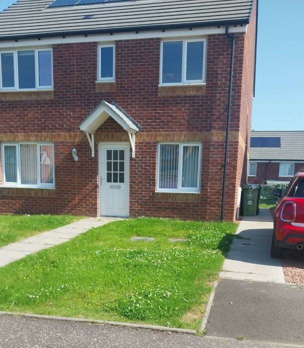 4 bed detached house to rentPenny Crescent, Silverburn, Glasgow G43