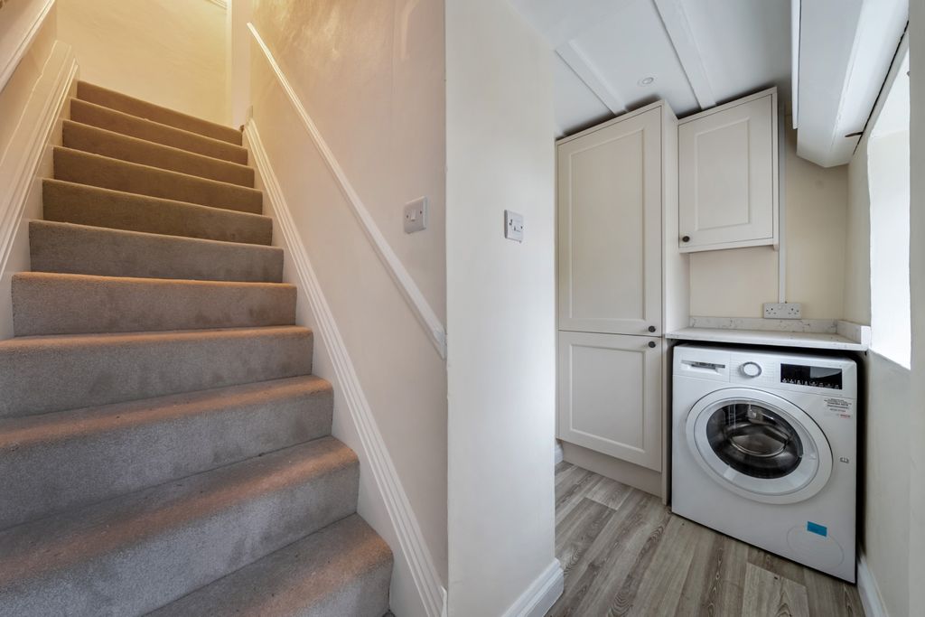 Additional image 7 of 3 bed detached house to rentHatch Lane, Tisbury, Nr Salisbury, Wiltshire SP3
