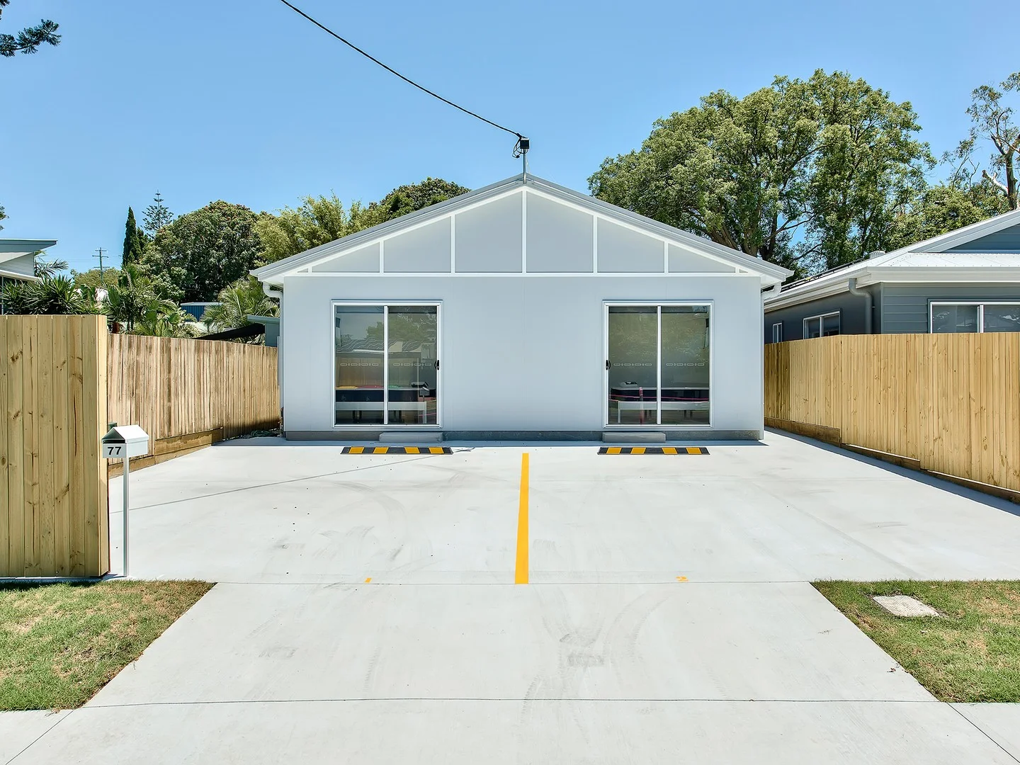 77 Connaught Street, Sandgate QLD 4017