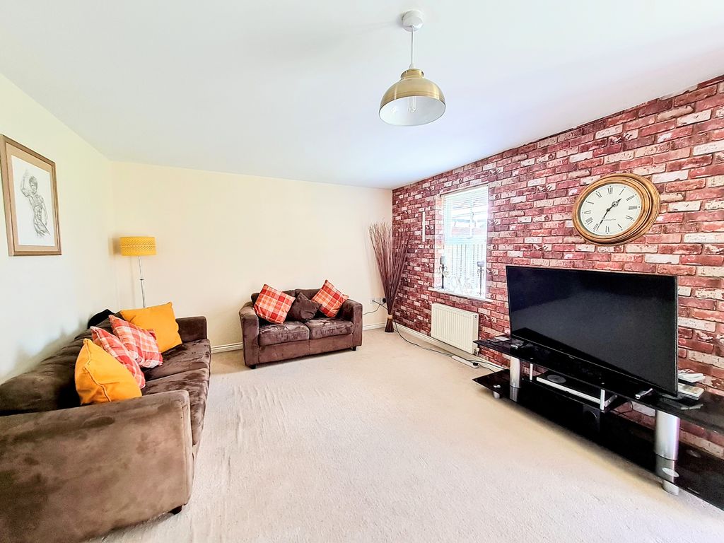 Additional image 3 of 5 bed semi-detached house to rentMerrybent Drive, Darlington DL2
