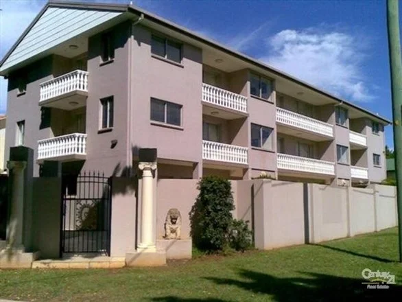Additional image 3 of 3/11 Prince Edward Parade, Redcliffe QLD 4020