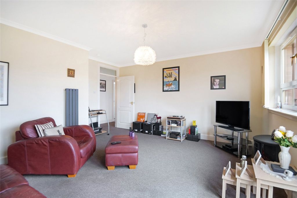 Additional image 3 of 2 bed flat for saleWhitelea Court, Kilmacolm PA13