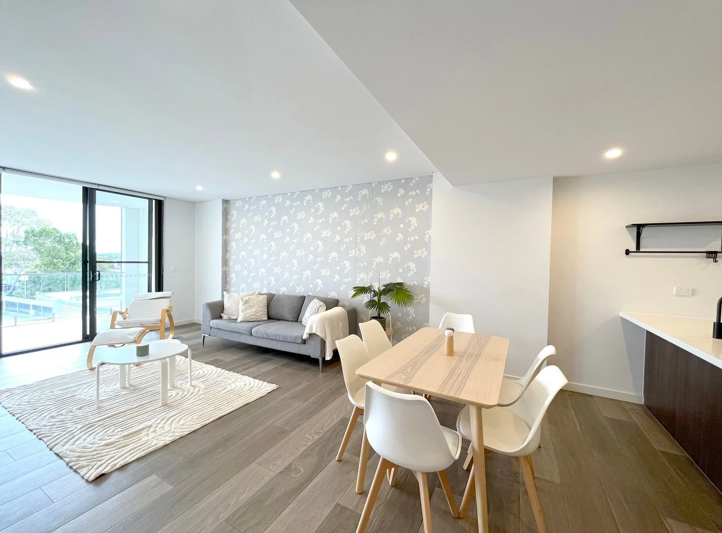 13-15 Mentmore Ave, Rosebery NSW 2018