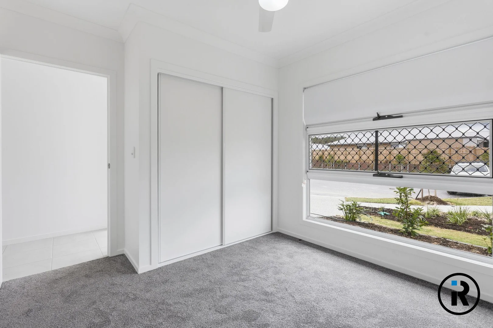 Additional image 3 of 1/11 Grace Close, White Rock QLD 4306