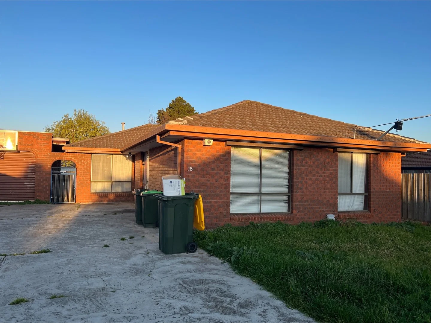 18 Lancelot Court, Kings Park VIC 3021