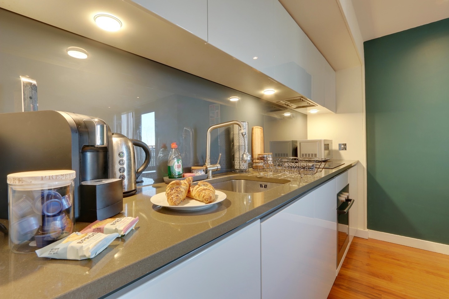 Additional image 4 of 2 Bed Flat, St Pauls Square, S1, N1 7GU