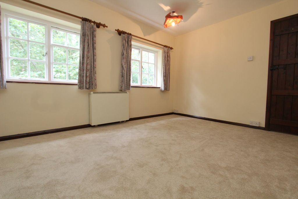 Additional image 5 of 3 bed semi-detached house to rentChithurst Lane, Trotton, Petersfield GU31