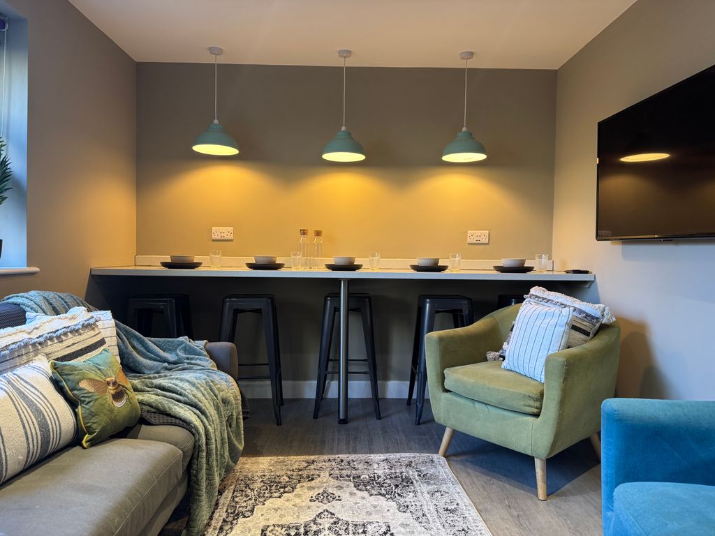 5 bed shared accommodation to rent28 Varsity Beeston, Fletcher Road, Beeston, Nottingham NG9