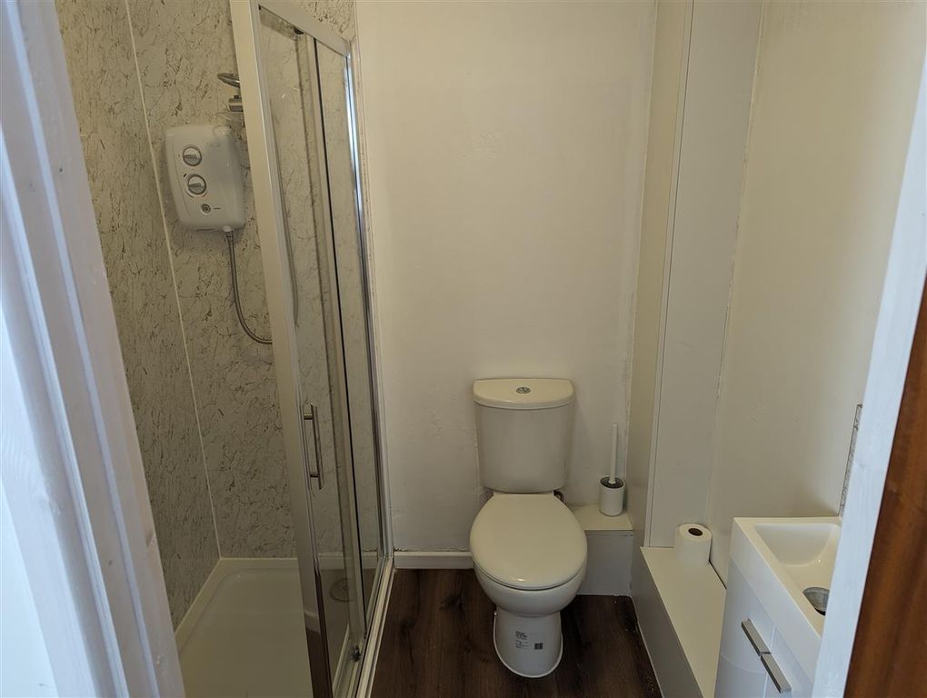Additional image 4 of 1 bed flat to rentChepstow Road, Caldicot NP26