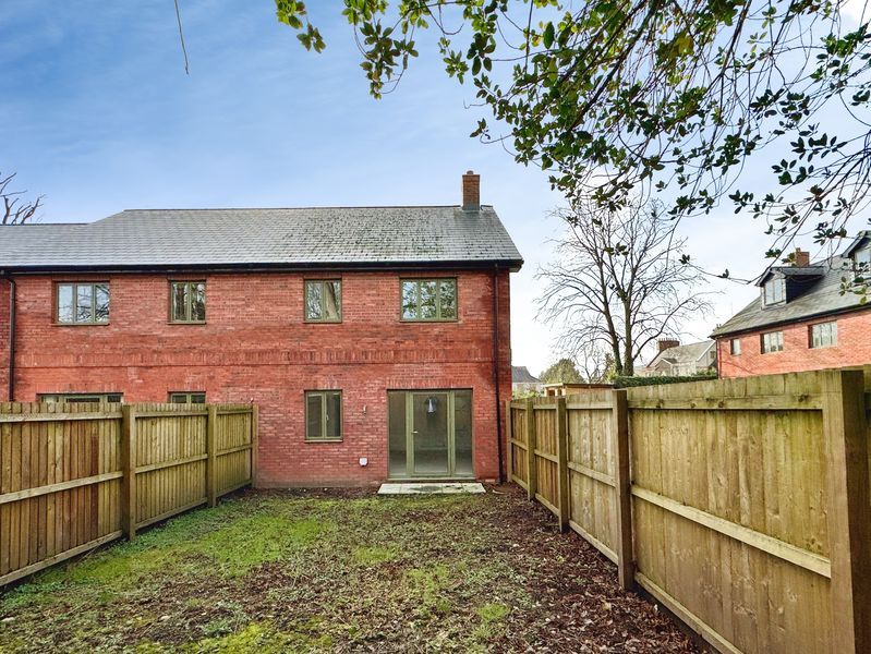 Additional image 2 of 3 bed end terrace house to rentMulberry Close, Abergavenny. NP7
