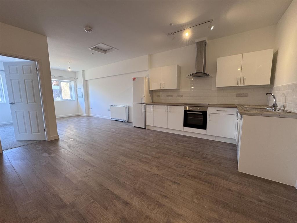 1 bed flat to rentWoodstock Way, Caldicot NP26
