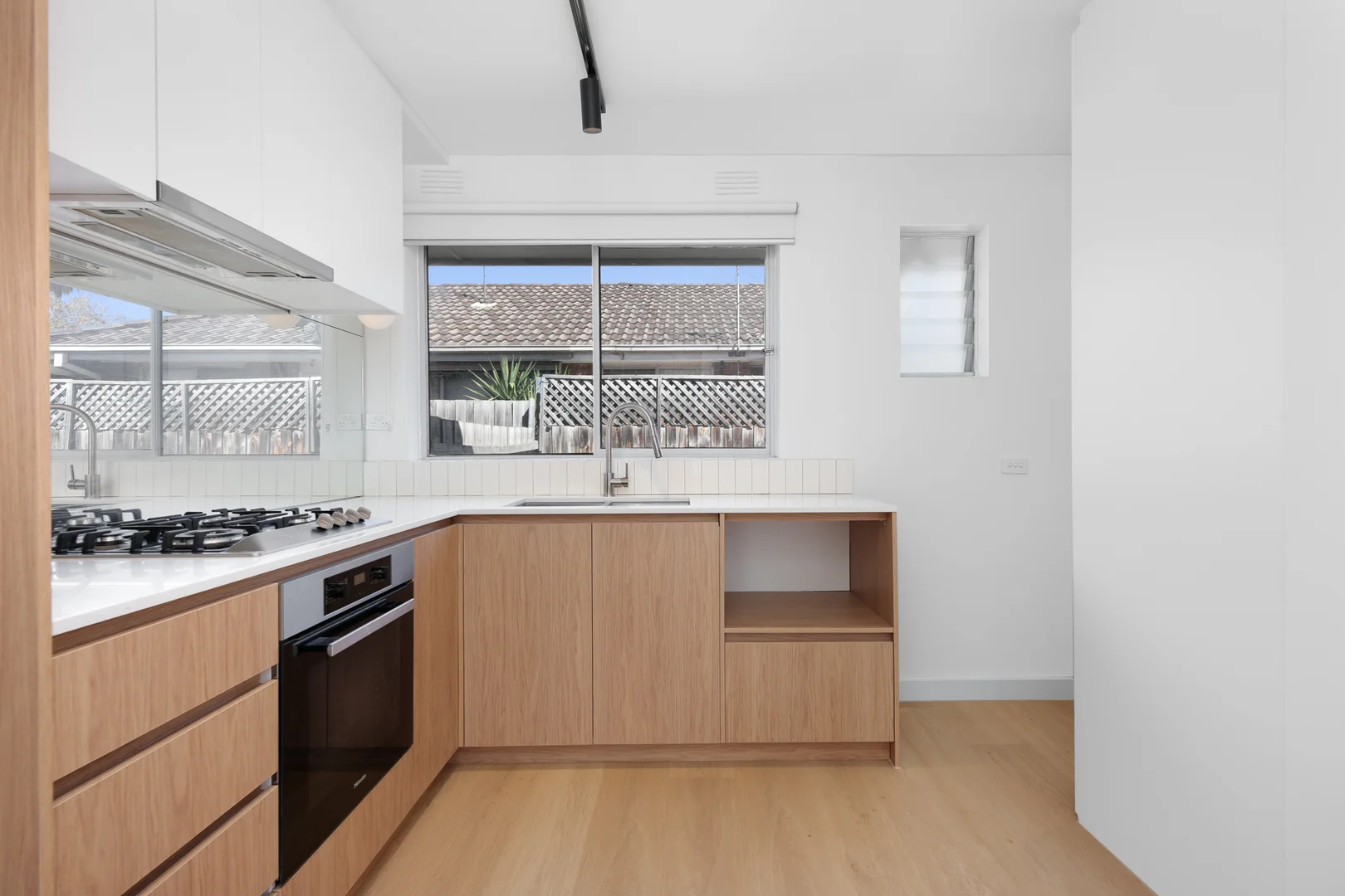 Additional image 4 of 3/5-7 Radcliff Avenue, Cheltenham VIC 3192