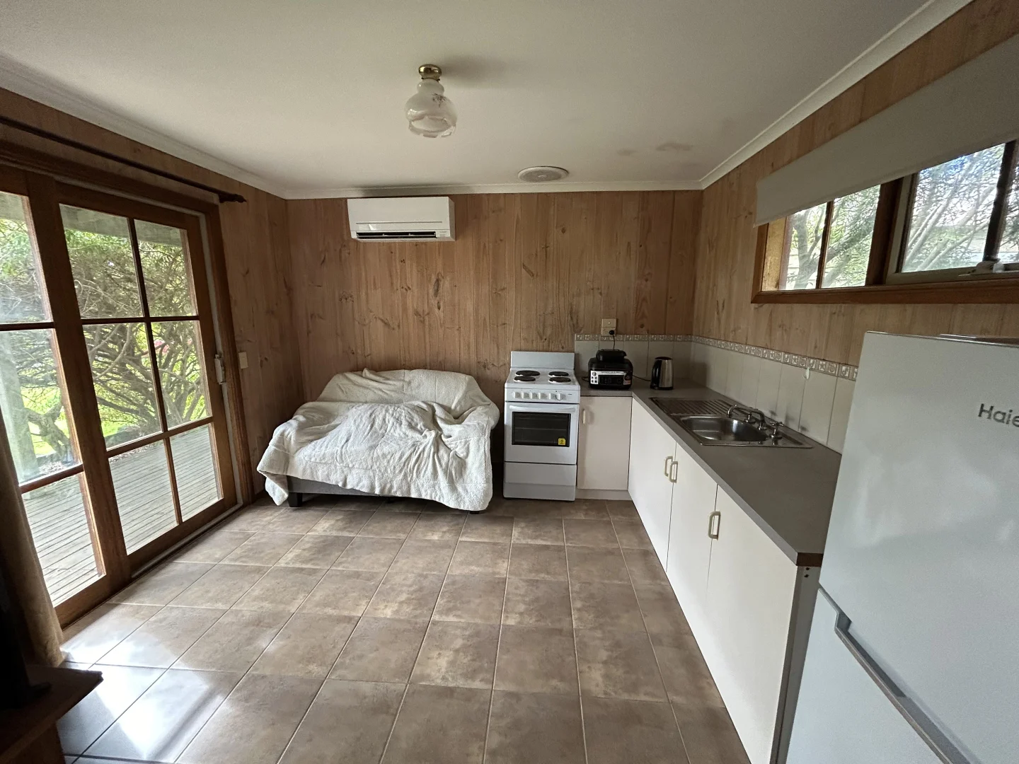 Additional image 2 of 1/66 Bridge Road, Bushfield VIC 3281