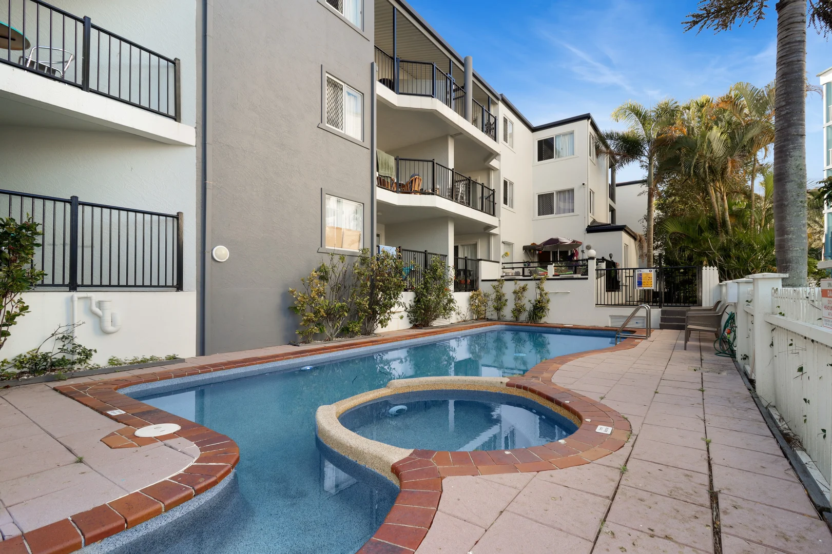 Additional image 9 of 3/396 Esplanade, Torquay QLD 4655