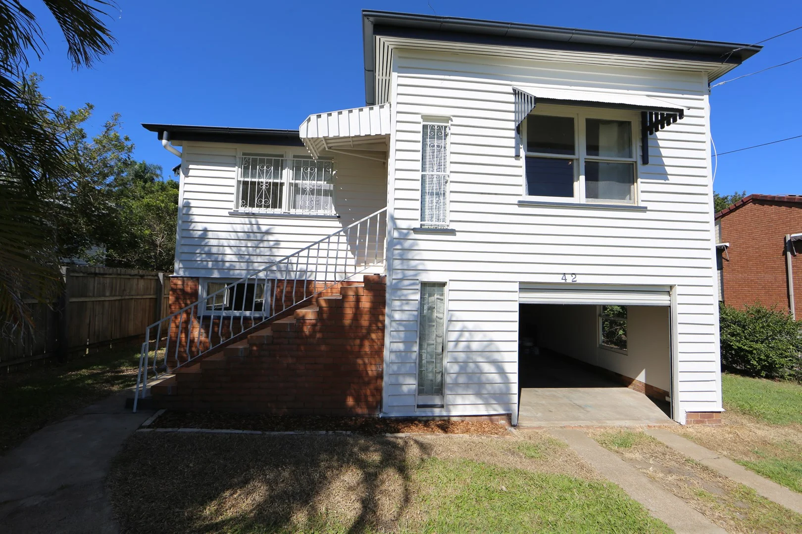 42 Rookwood Ave, Coopers Plains QLD 4108