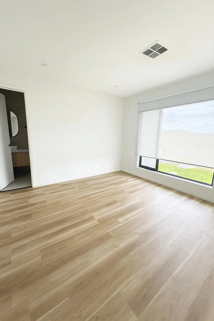 Additional image 4 of 42 FARM CRESCENT, Donnybrook VIC 3064
