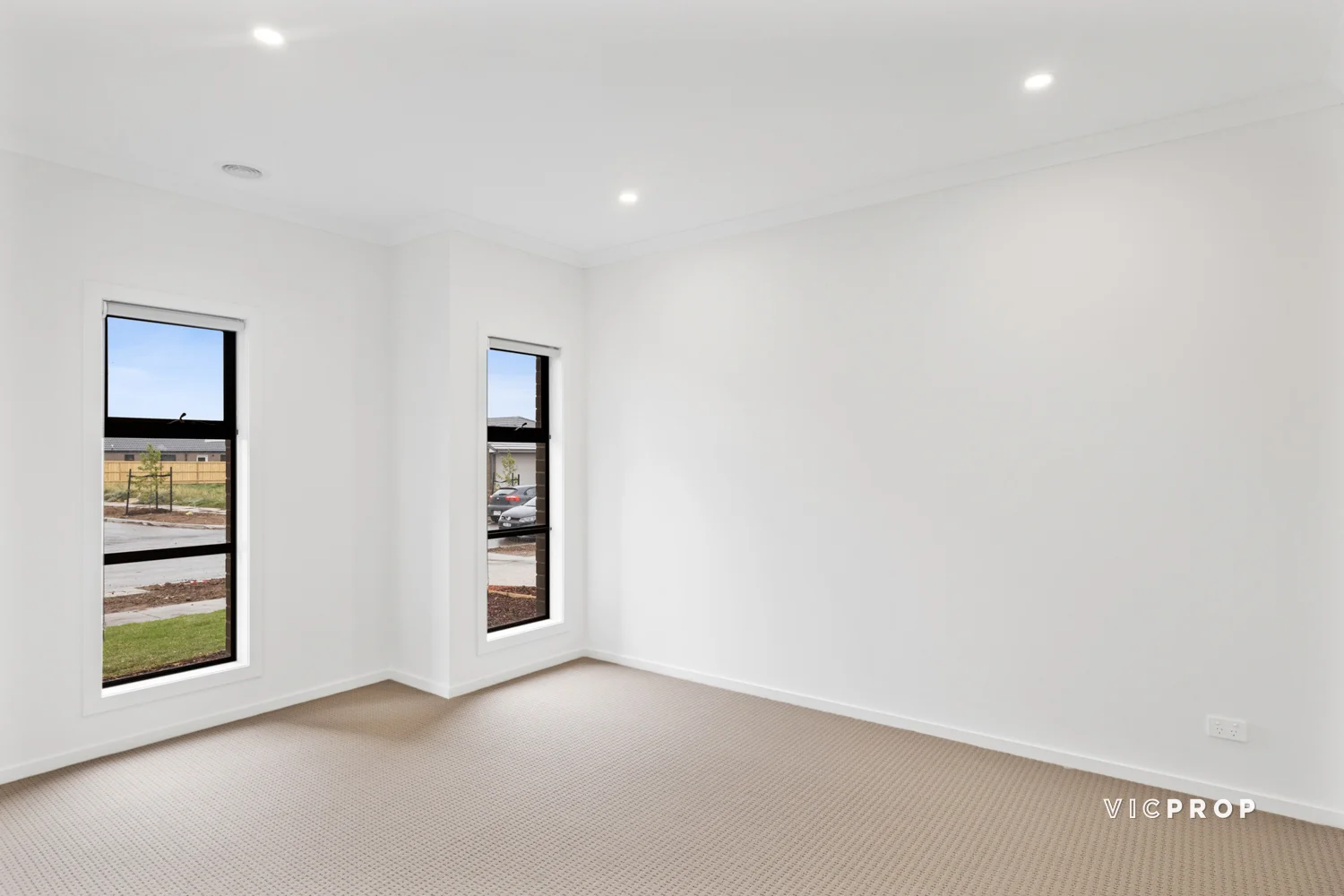 Additional image 2 of 8 Sherford Avenue, Werribee VIC 3030