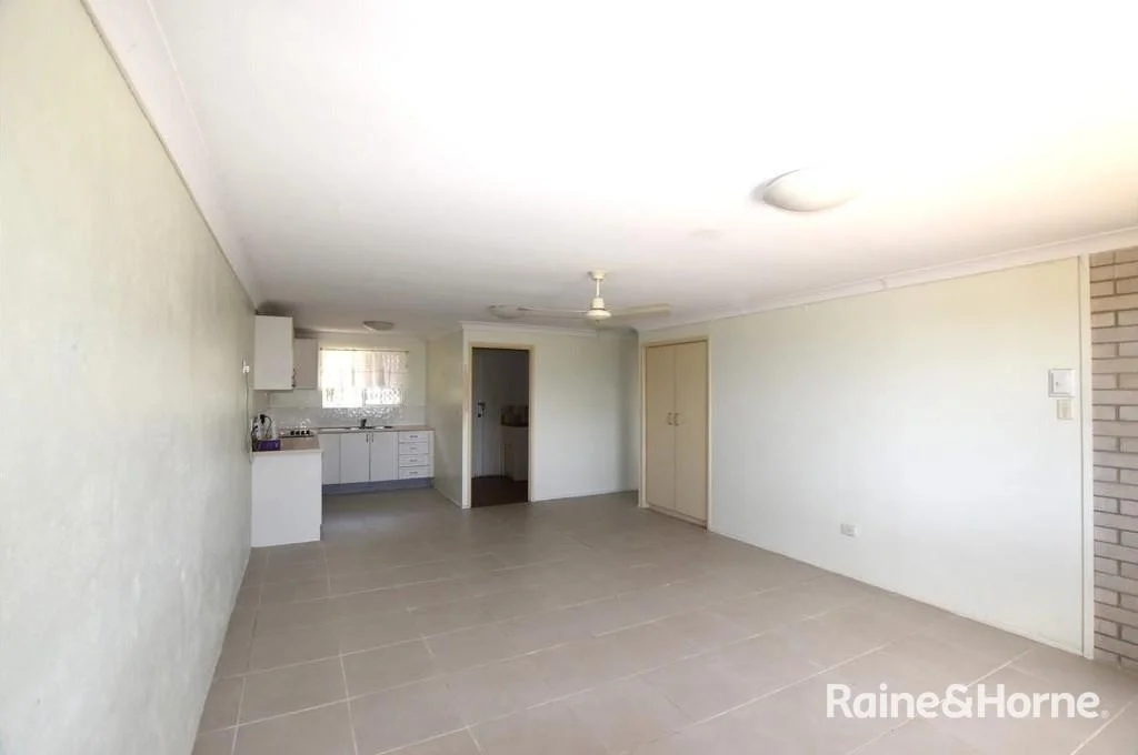 Additional image 2 of 2/4 Butler Street, New Auckland QLD 4680