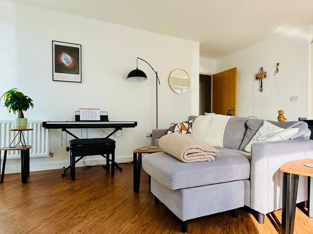 Additional image 8 of 2 bed flat to rentFirepool View, Taunton TA1