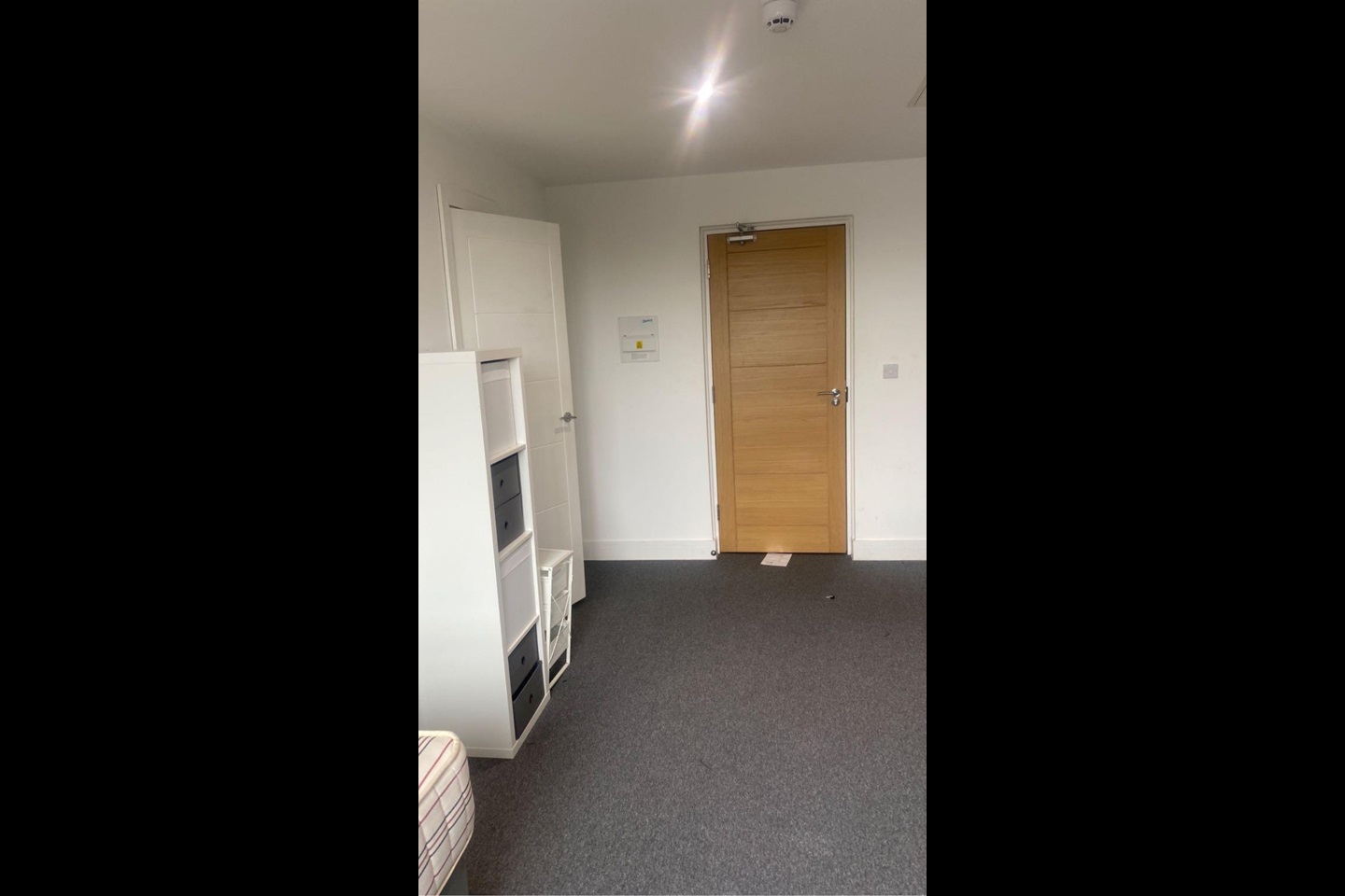 Studio Flat, Phoenix Place, BS16, N1 7GU photo 2