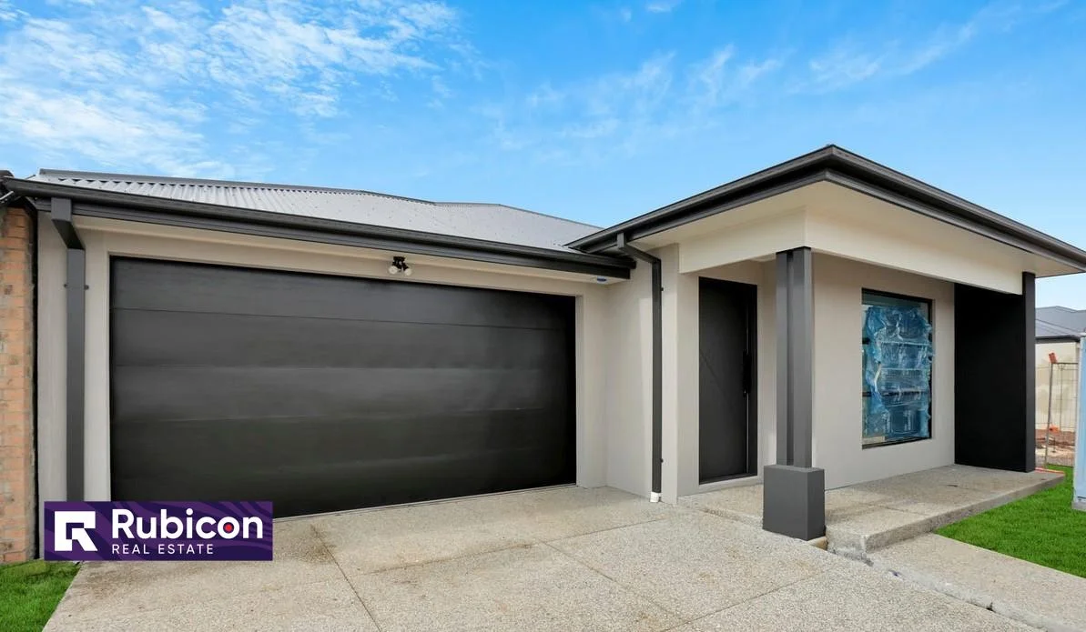 44 Metroon Drive, Weir Views VIC 3338