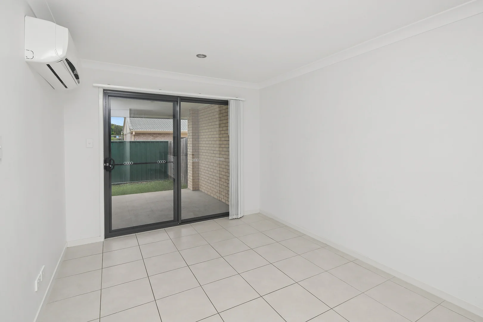 Additional image 3 of 2/16 Pendragon Street, Raceview QLD 4305