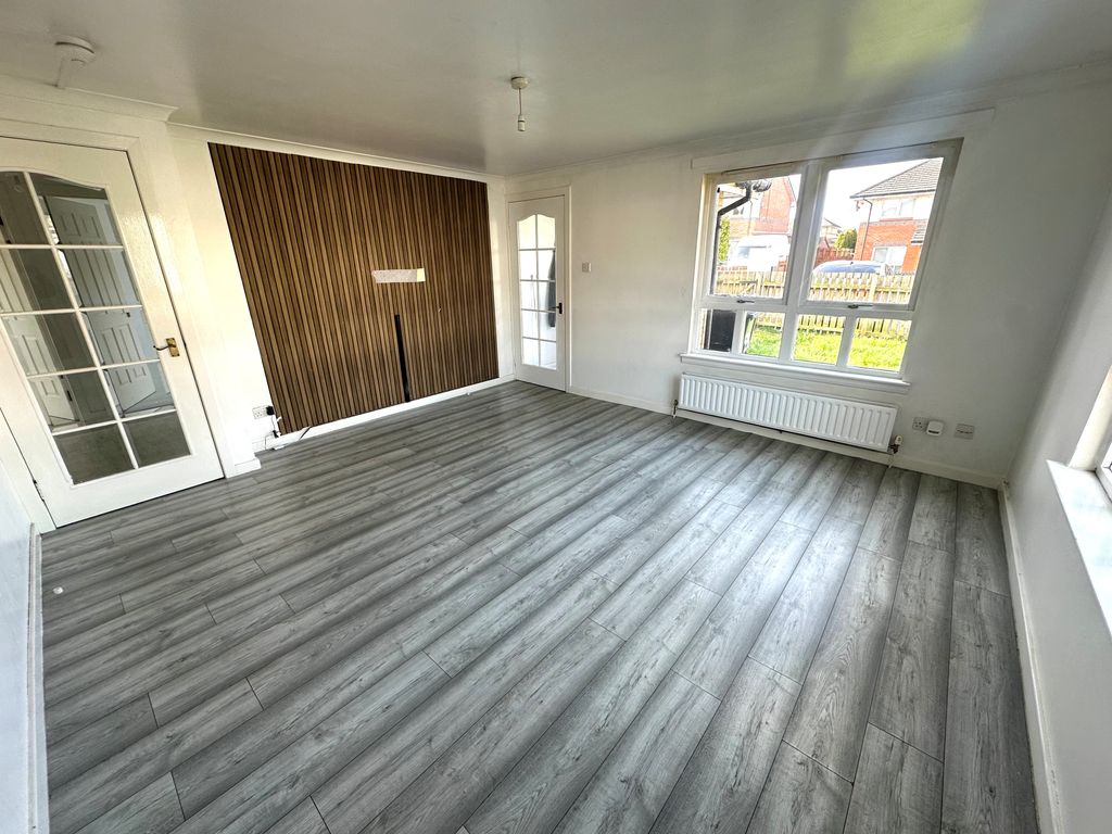 Additional image 2 of 2 bed flat to rentBackmuir Road, Hamilton ML3