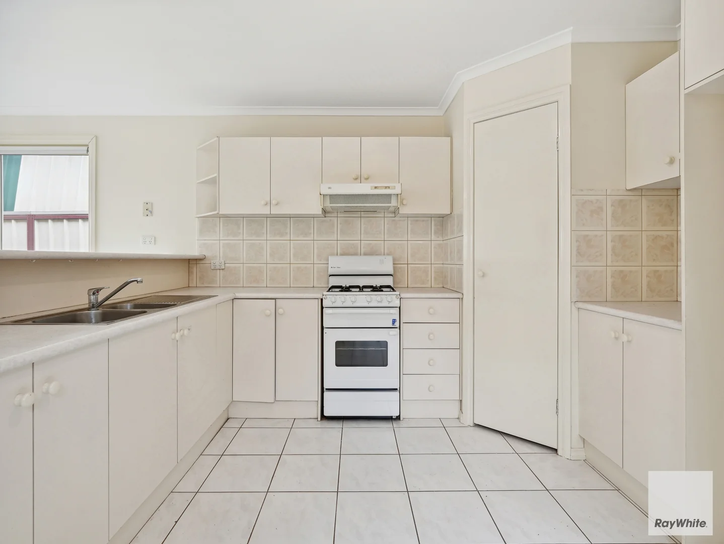 Additional image 3 of 17a Hume Drive, Delahey VIC 3037
