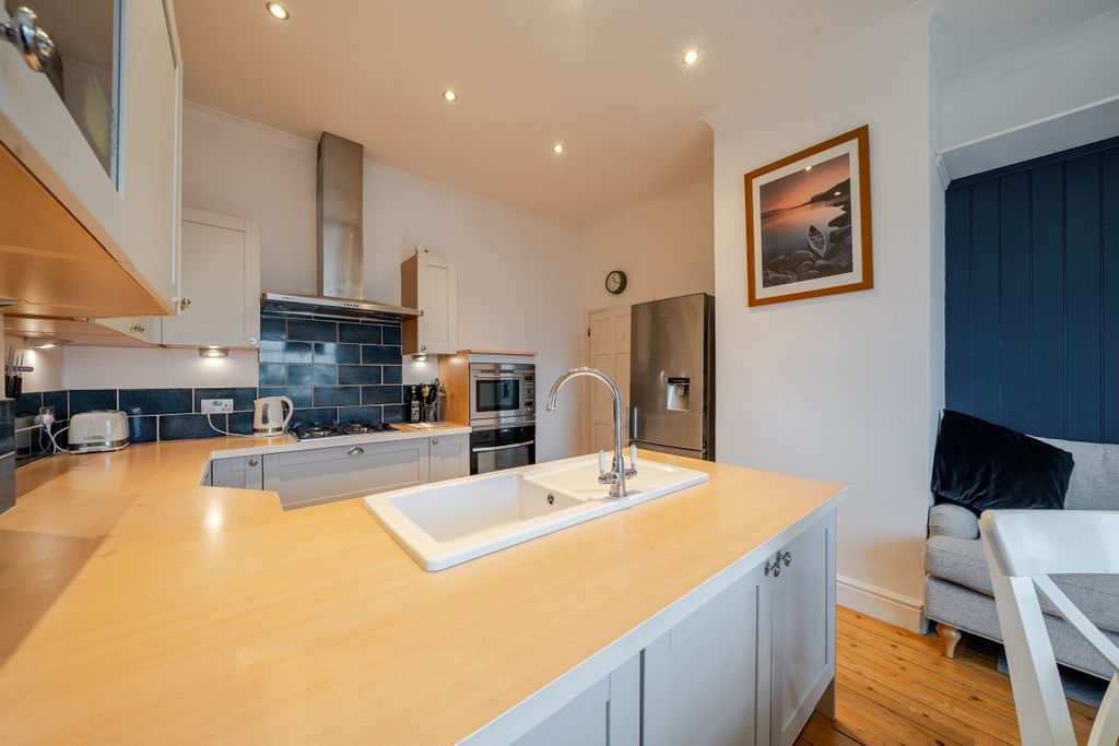 Additional image 13 of 1 bed flat to rentClarence Square, Cheltenham GL50