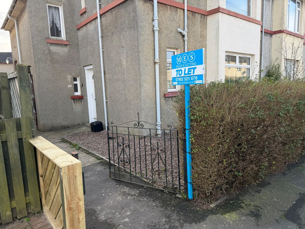2 bed flat to rent76 Roxburgh Street, Grangemouth FK3