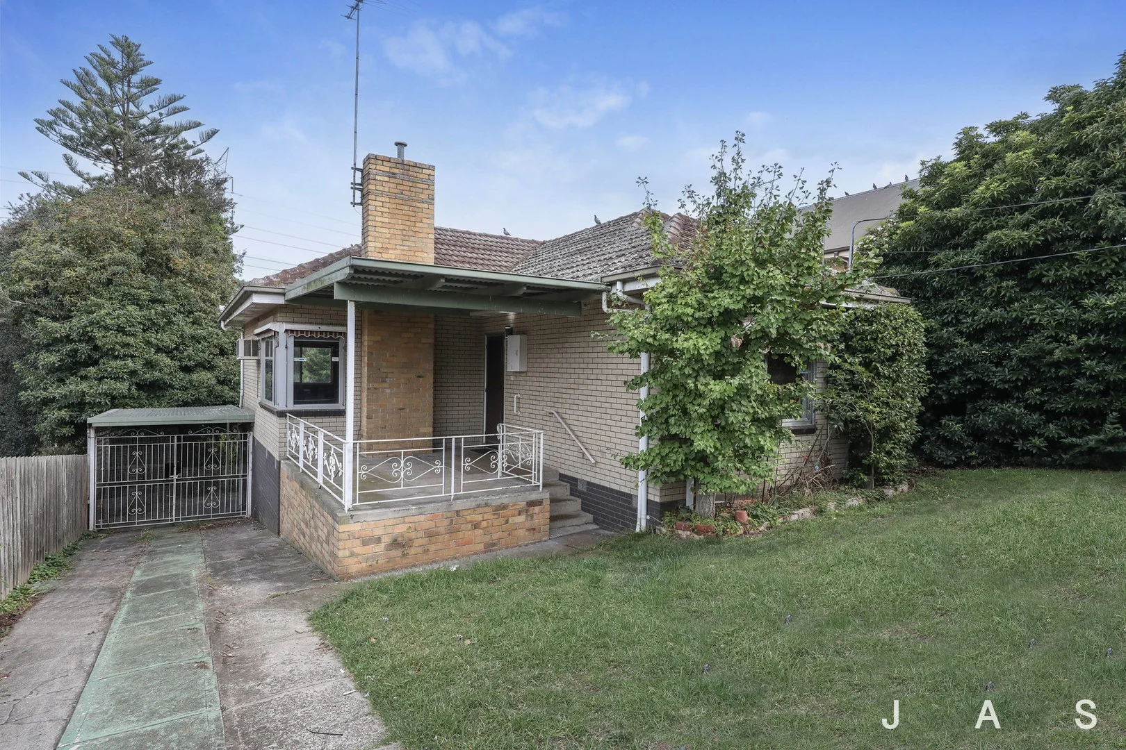 13 Clydebank Road, Essendon West VIC 3040