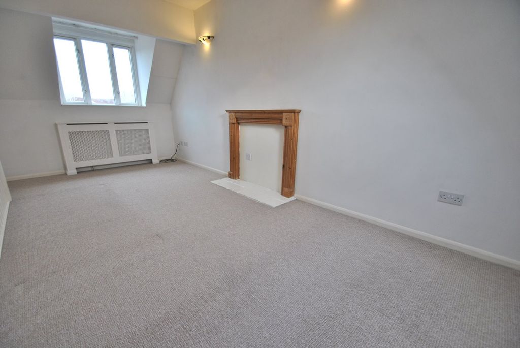 Additional image 3 of 1 bed property for saleThe Cloisters, Bishops Cleeve, Cheltenham GL52