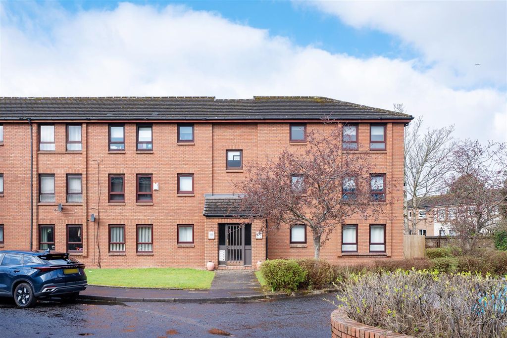 Additional image 2 of 2 bed flat to rentCaird Gardens, Hamilton ML3