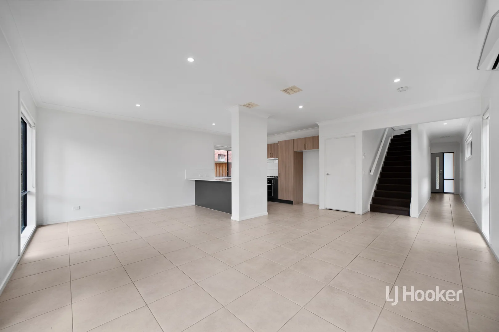 Additional image 7 of 33 Postema Drive, Point Cook VIC 3030
