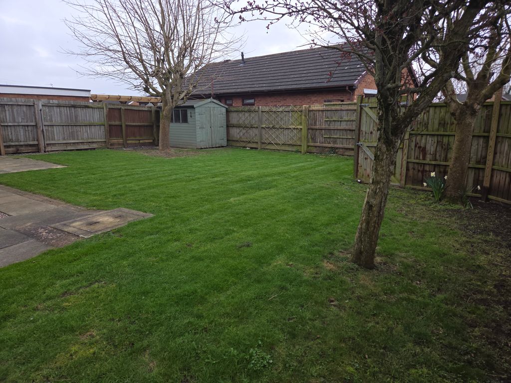 Additional image 11 of 3 bed detached house to rentEagle Lane, Little Sutton CH66
