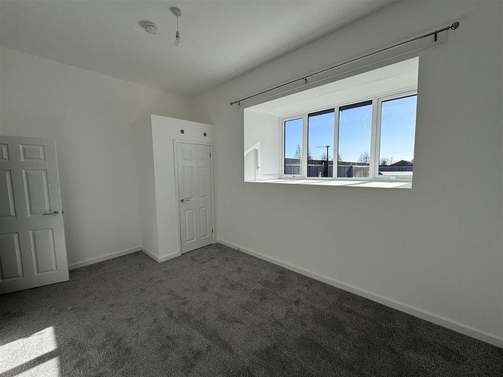 Additional image 9 of 2 bed flat to rentWoodstock Way, Caldicot NP26