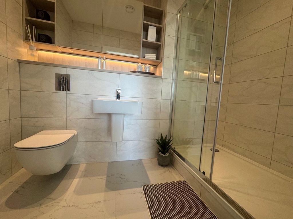 Additional image 10 of 3 bed flat to rentCortland At Colliers Yard, 7 Bankside Boulevard Salford, Greater Manchester M3
