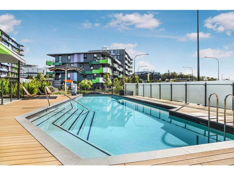17H Village Boulevard, Southport QLD 4215
