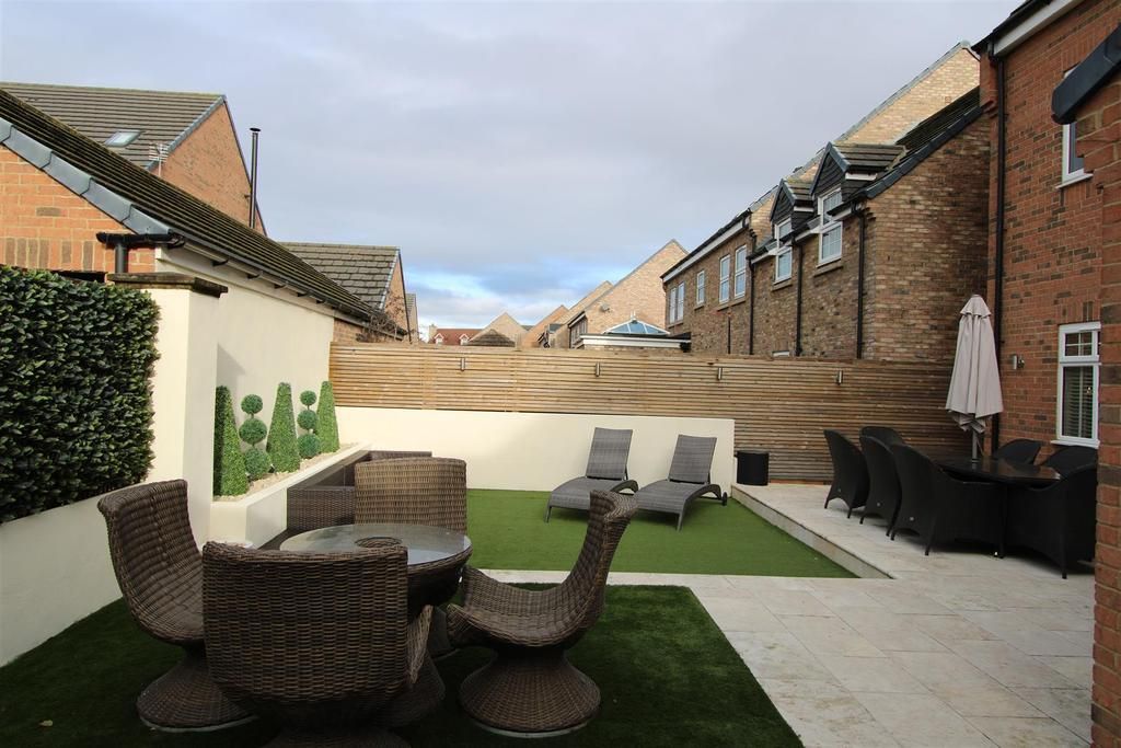 Additional image 22 of 6 bed detached house to rentBrantingham Drive, Ingleby Barwick, Stockton-On-Tees TS17