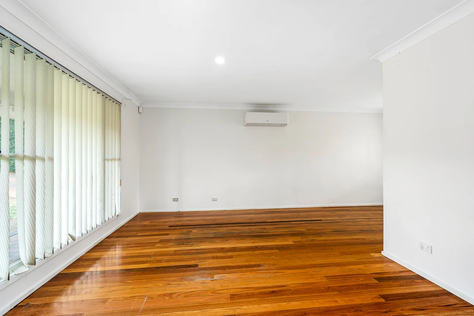 247 Bennett Road, St Clair NSW 2759 photo 4